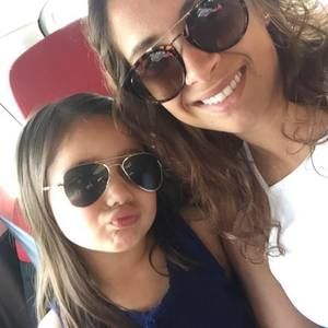 Meet your Posher, Stefania